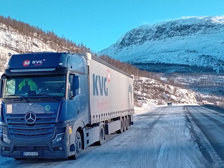 KVG liefert in Norwegen Farbcontainer an